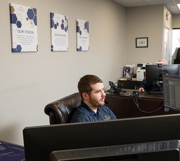 Carl and Nic Hutchinson Location